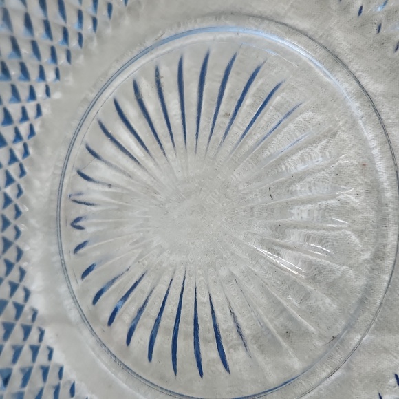 Vintage Indiana Diamond Point - Picture 3 of 3